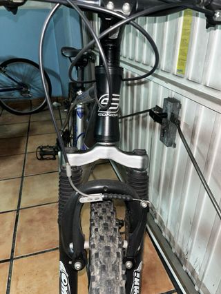 Bicicleta Conor AFX 300