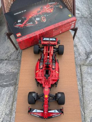 Lego Ferrari SF-24 Technic