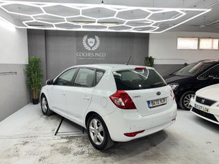KIA Ceed 2012