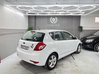 KIA Ceed 2012