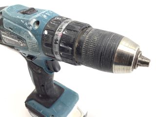 taladro a bateria makita hp457d