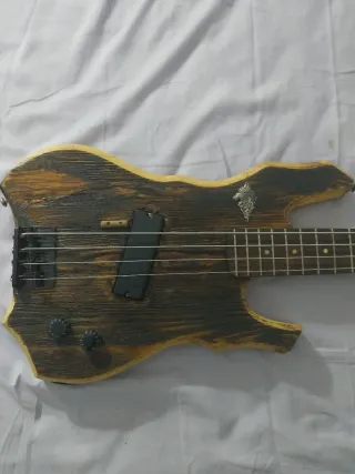 Bajo Eléctrico Artesanal Madera Rústica