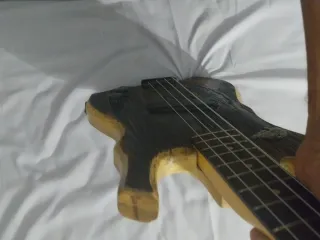 Bajo Eléctrico Artesanal Madera Rústica