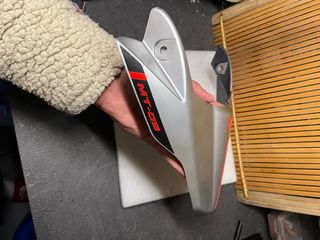 Carenado Frontal Yamaha MT-09 Gris