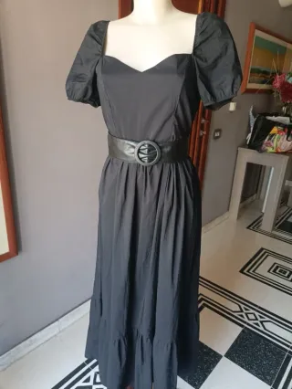 Abito nero midi maniche a palloncino Made in Italy