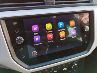 SEAT Arona DSG 110cv