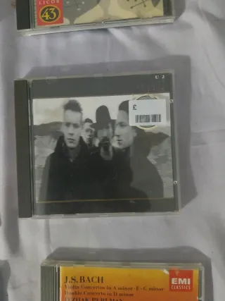 Lote 16 CDs (Bach, U2, Nirvana, Miles, Ella, Billi