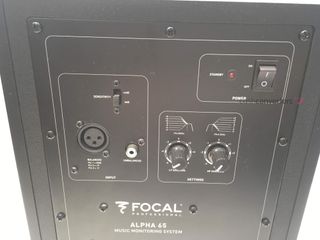 monitor estudio focal alpha 65