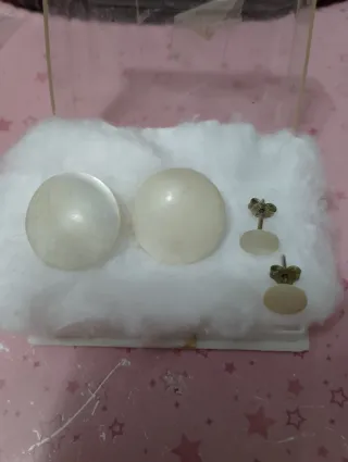 2 paia orecchini madreperla