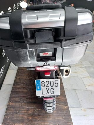 Husqvarna 2022 | 29.000 km | Gris | 9.499€