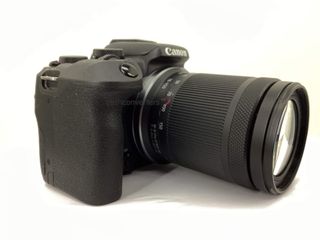 camara digital evil canon eos r10+rf-s 18-150mm f3.5-6.3 is stm kit
