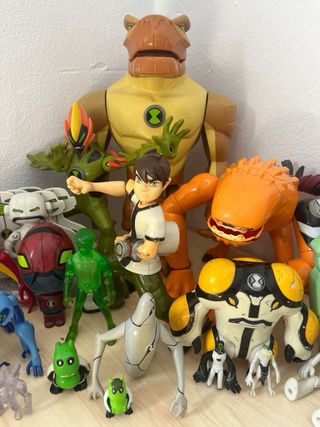 Lote 27 Figuras Ben 10 (2007 - 2010)