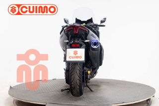 YAMAHA TMAX 560