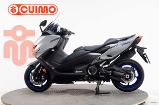 YAMAHA TMAX 560
