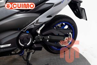 YAMAHA TMAX 560