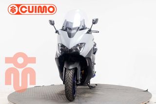 YAMAHA TMAX 560
