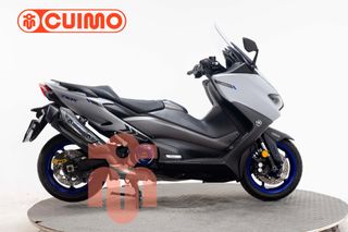 YAMAHA TMAX 560