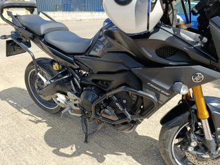 Yamaha Tracer 900 Negra