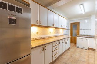 Piso en venta en Camino de Ronda - Rosaleda en Granada