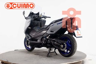 YAMAHA TMAX 560