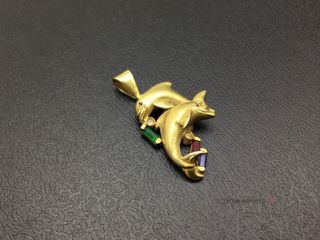 colgante oro 18k con piedra