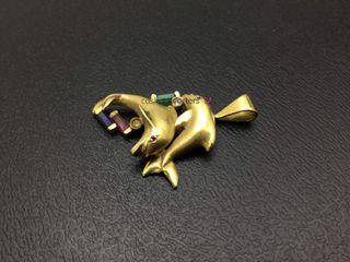 colgante oro 18k con piedra