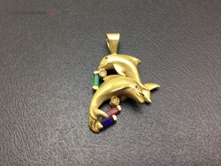 colgante oro 18k con piedra