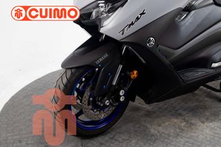 YAMAHA TMAX 560