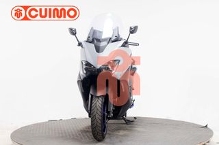 YAMAHA TMAX 560