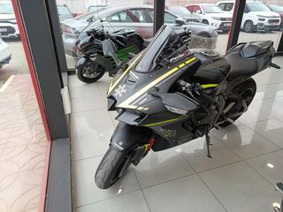 KAWASAKI Ninja ZX-10R WINTER TEST EDITION