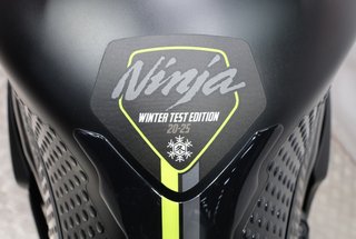 KAWASAKI Ninja ZX-10R WINTER TEST EDITION