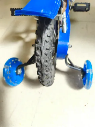 Bicicleta infantil niñ@s 2- 4 años