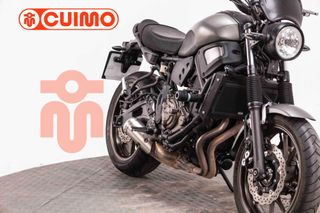 YAMAHA XSR 700