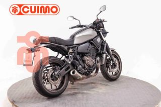 YAMAHA XSR 700