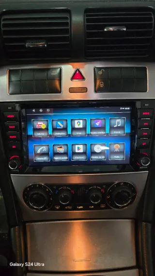 Rádio Mercedes W203/CLC Android + GPS + Carplay.