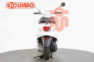 VESPA PRIMAVERA 125