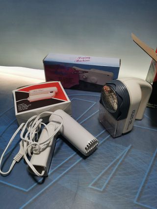 Lote vintage, Quita pelusas Solac + secador de viaje turbodryer + sewing machine compact  buen estado.