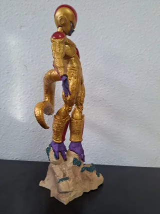 Figura Frieza Golden Dragon Ball
