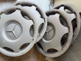 Tapacubos Mercedes (2 unidades)