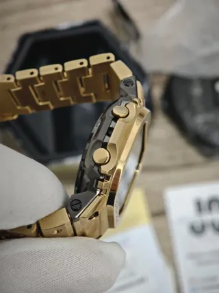 Casio G-Shock GMW-B5000GD-9