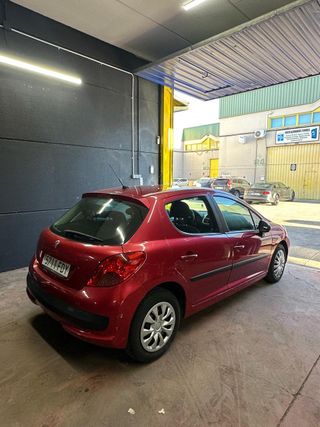 PEUGEOT 207 1.6 hdi 16v X-Line 5p