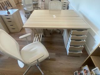 Escritorio IKEA ALEX 140x60cm cajonera y caballete