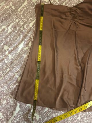 Vestido marrón tirantes Stradivarius