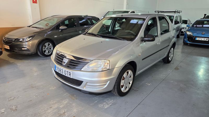 Dacia Logan 2010 - foto 1