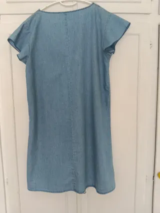 Vestido vaquero con encaje