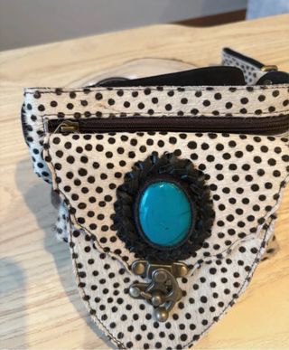 Riñonera artesanal piel India