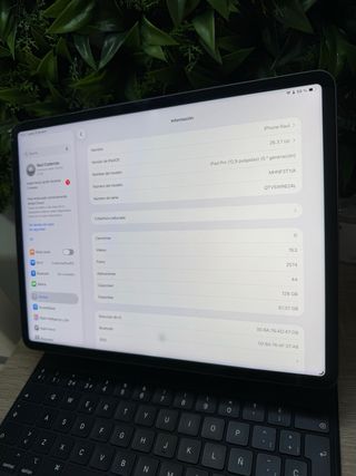 Apple IPad Pro 5ª Gen 12.9 M1 y Magic Keyboard