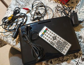Lettore DVD Portatile United DVT 9010