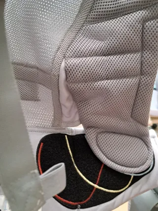 Mochila Ergobaby Porteo Gris. Ergonómica
