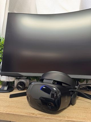 Samsung HMD Odyssey VR + Monitor Odyssey G4 32”